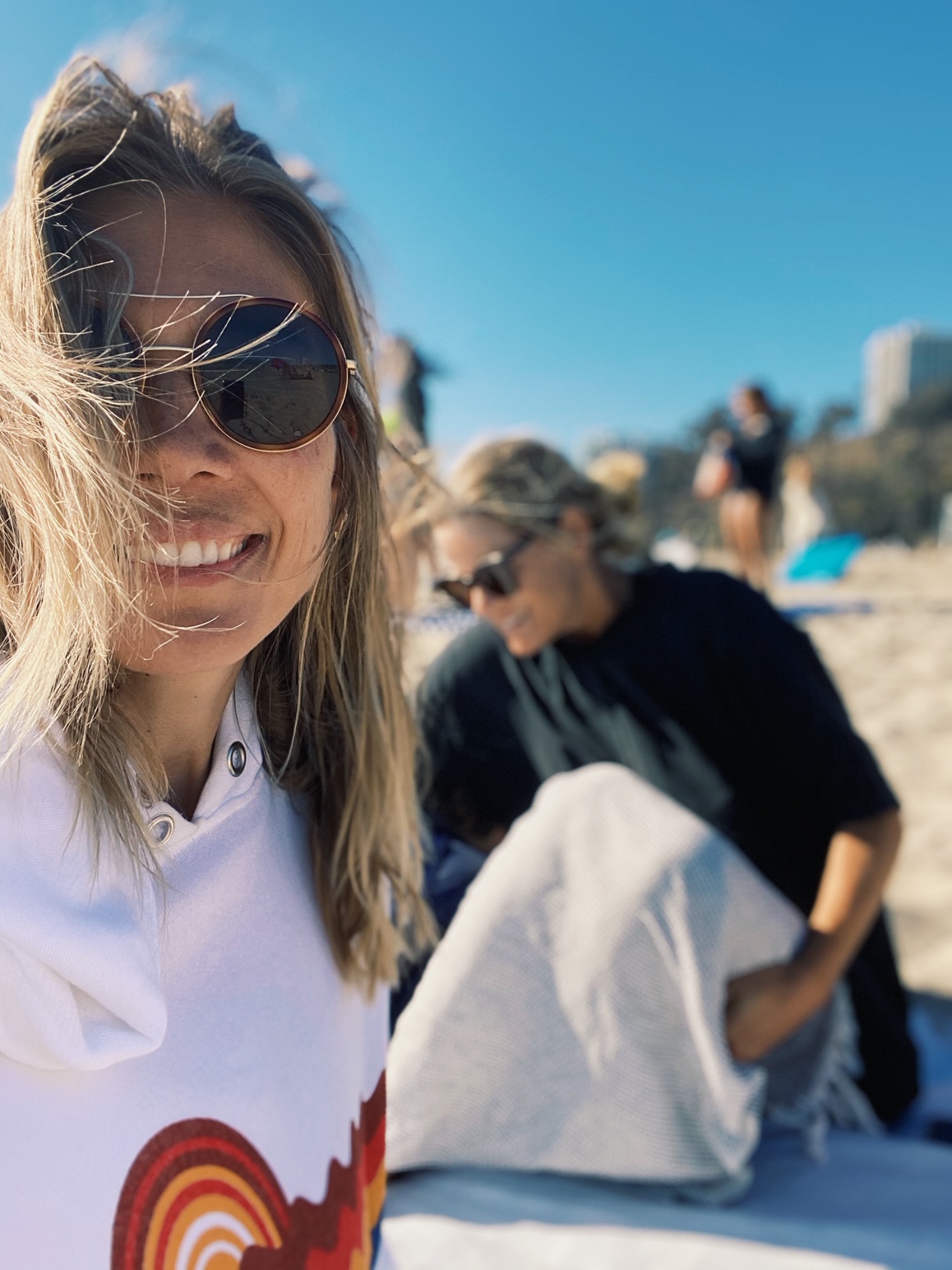 Se på skräckfilm och hänga på stranden