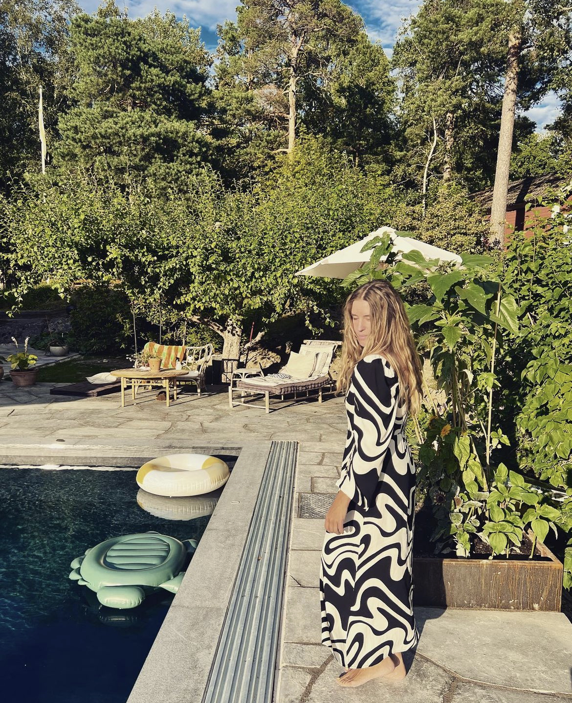 Memory lane, poolbygge och summer looks att lyckas fånga på bild