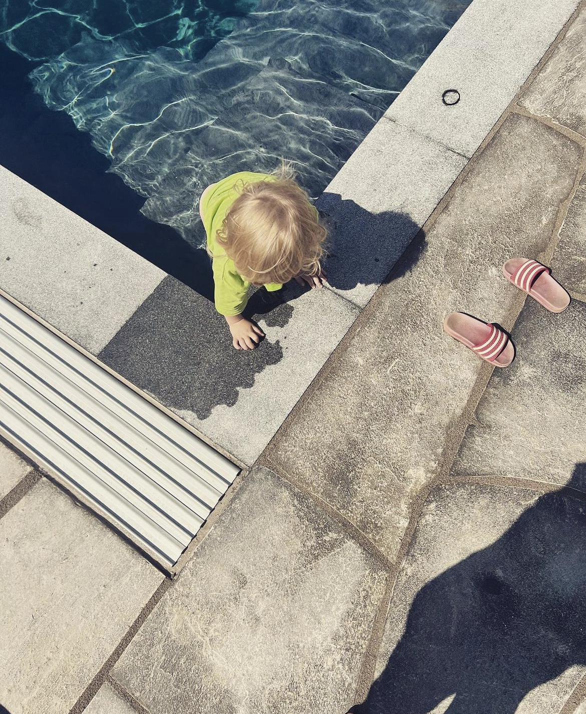 Memory lane, poolbygge och summer looks att lyckas fånga på bild