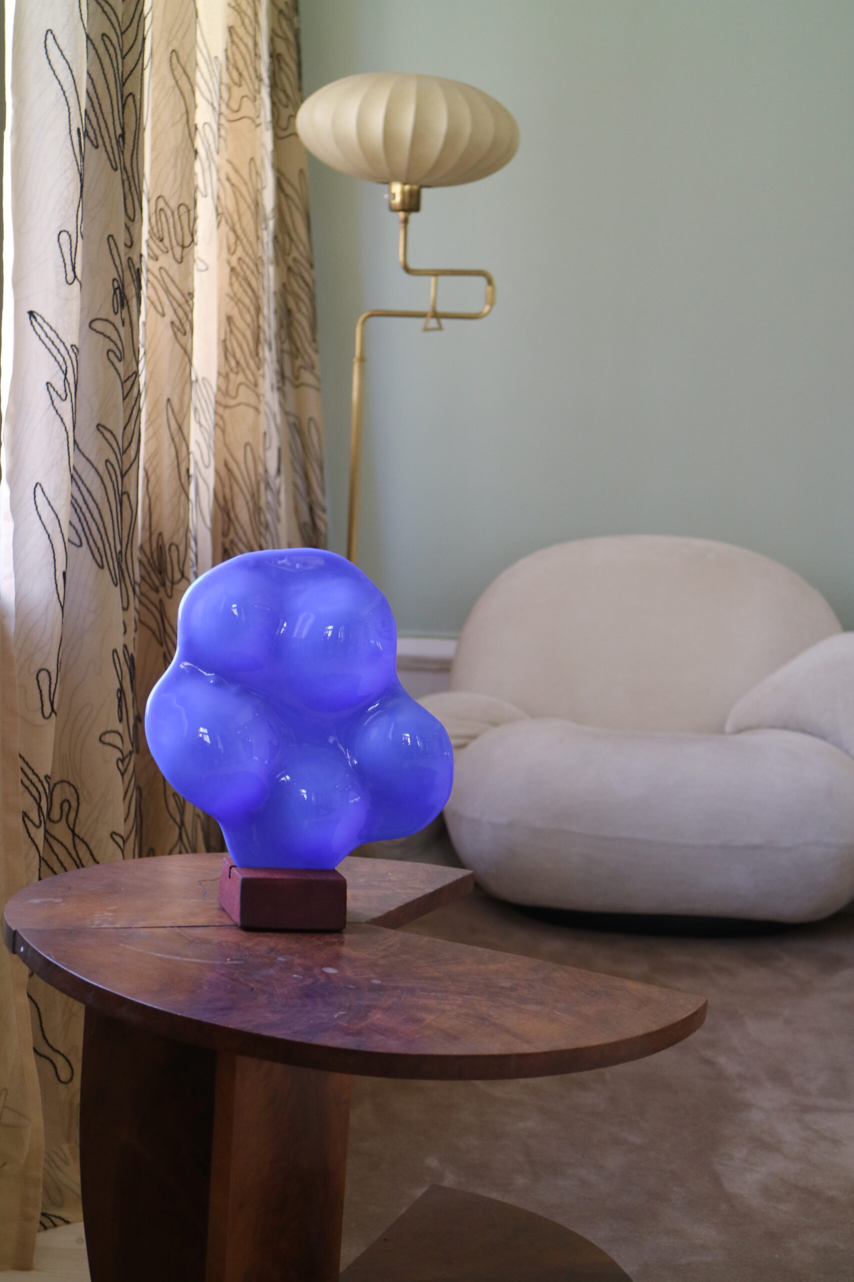 Konst plus inredning likamed sant