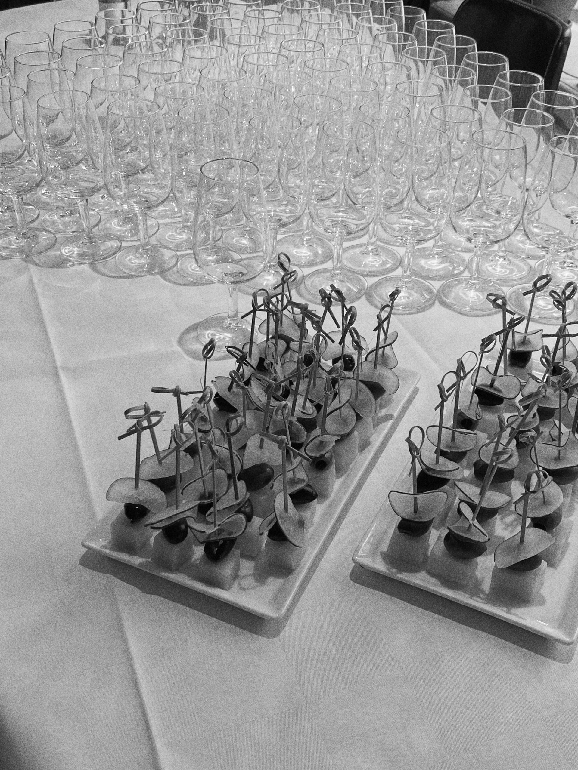 Vernissage, utekväll och en långsam promenad hem i mina gamla kvarter