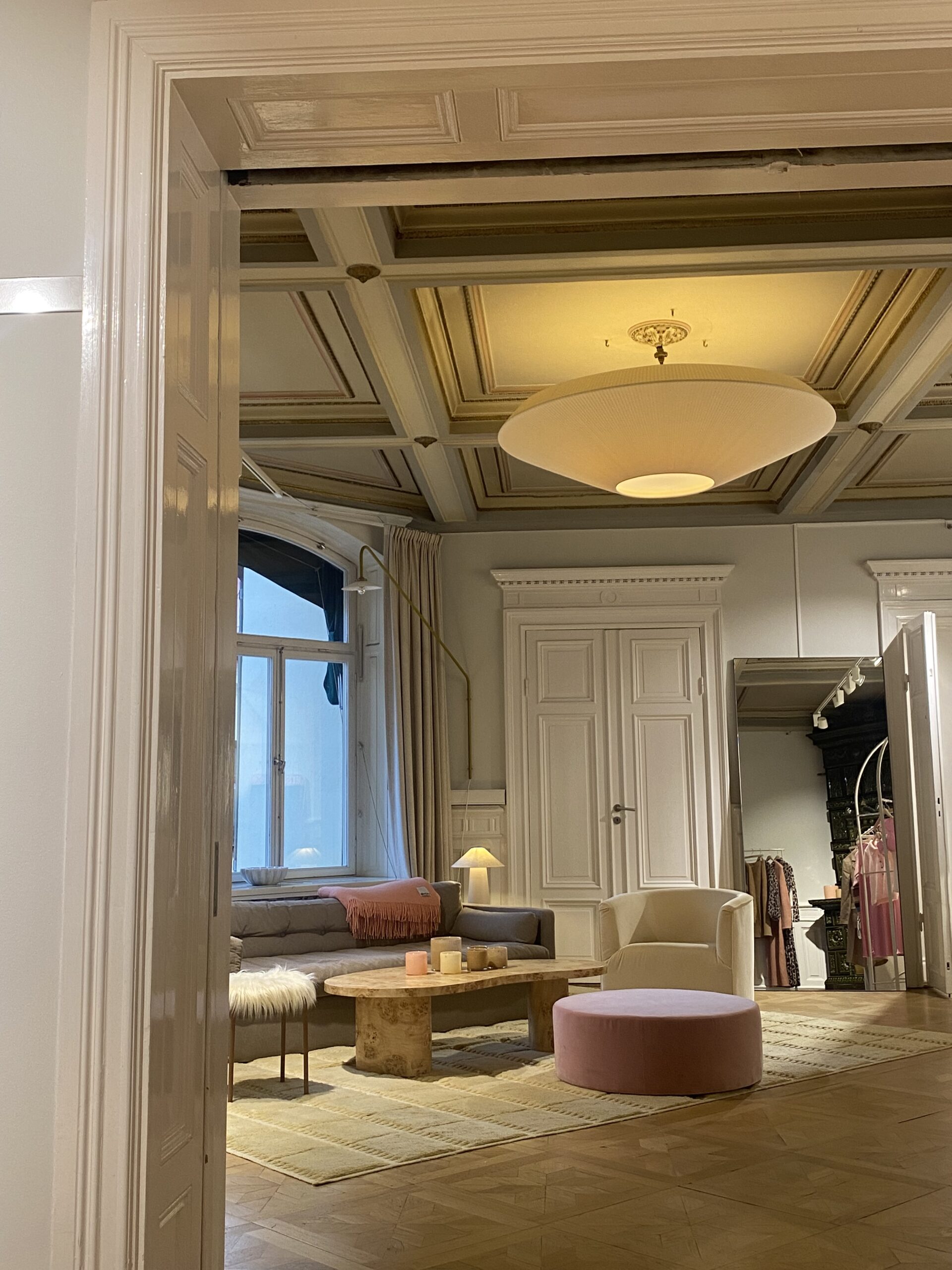 Showroomslunch och glimt av nya tider