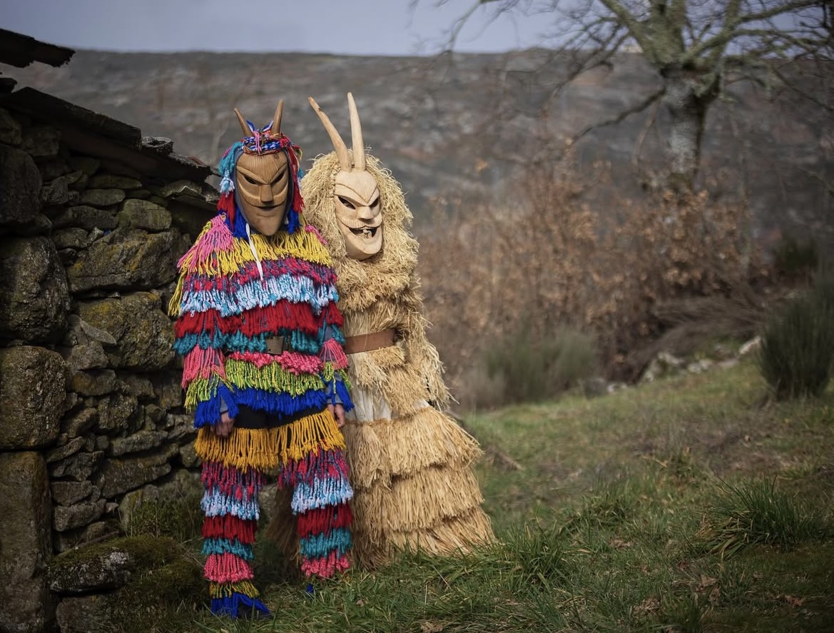 Masked Traditions av Ashley Suszczynski