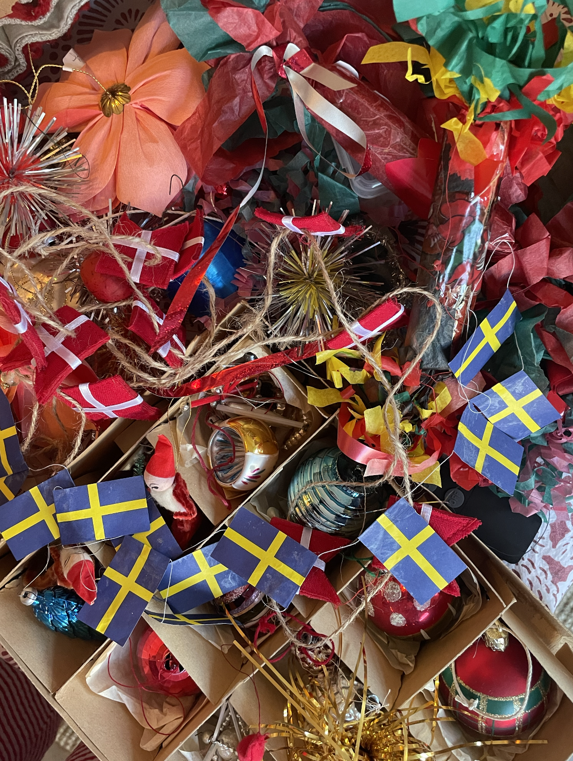 Spaningar inför 2025, Guldbaggegalan och senaste dagarna