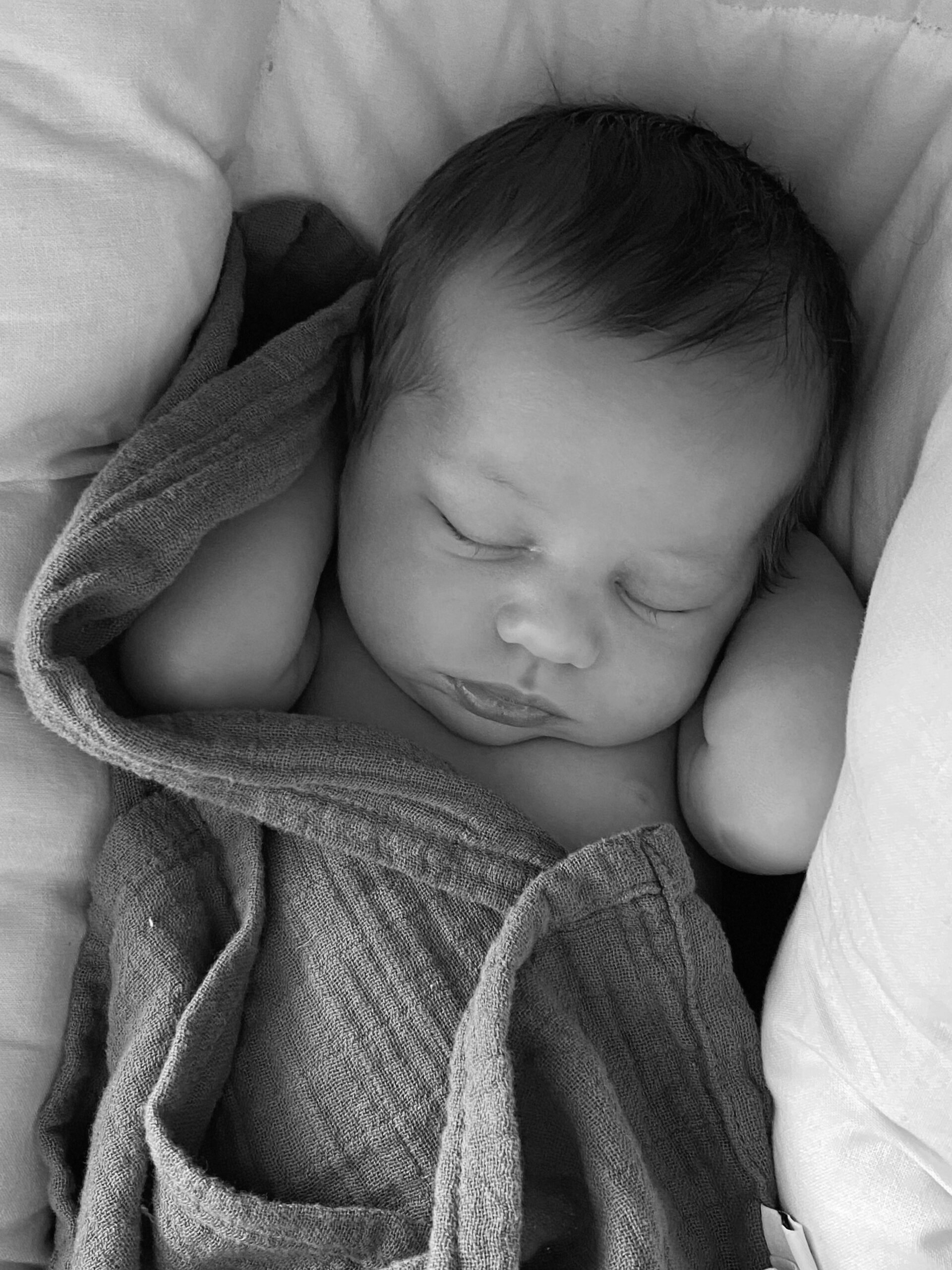 En revanch, en bebis och en 2 månaders tvåbarnsmamma