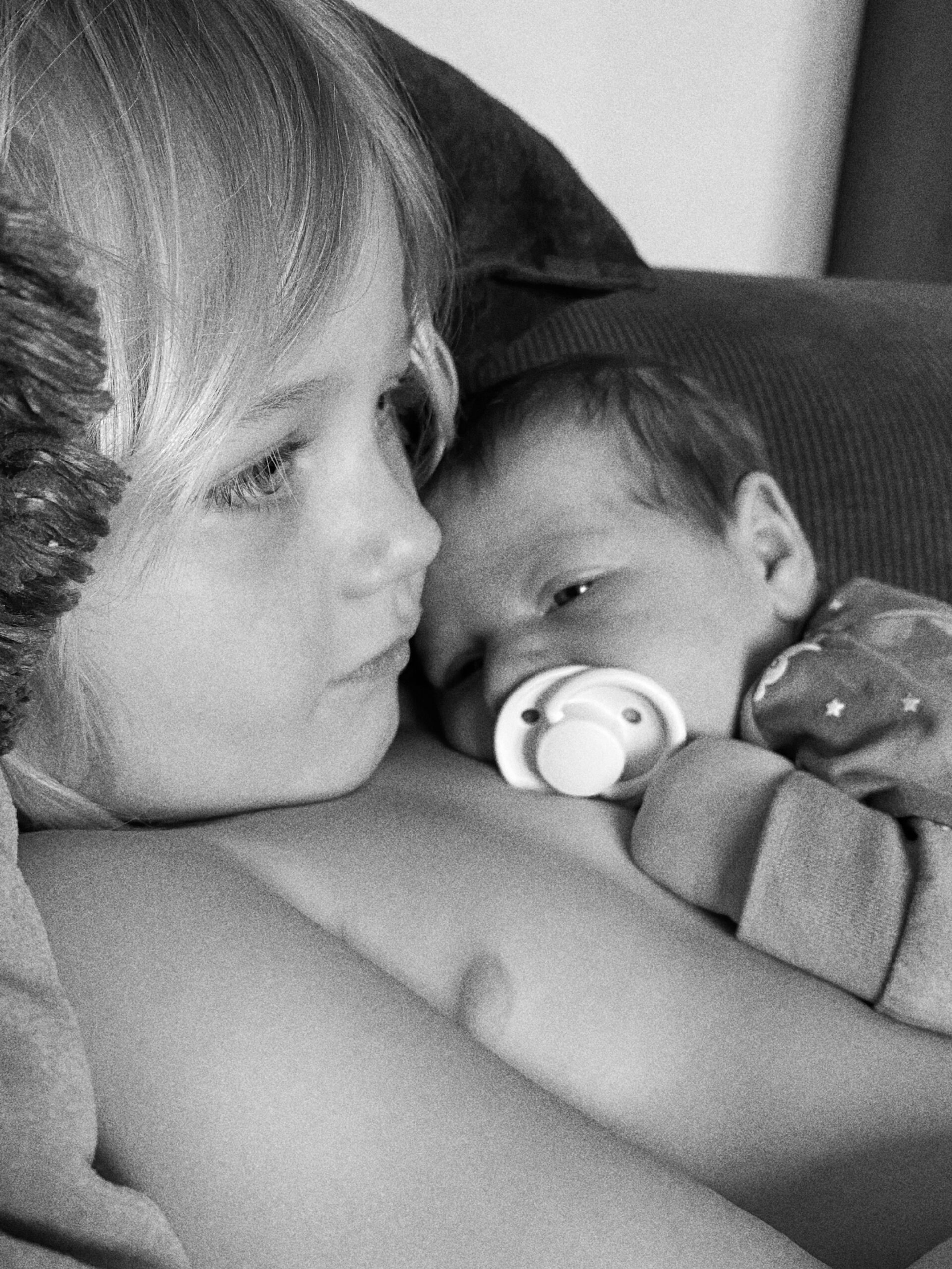 En revanch, en bebis och en 2 månaders tvåbarnsmamma