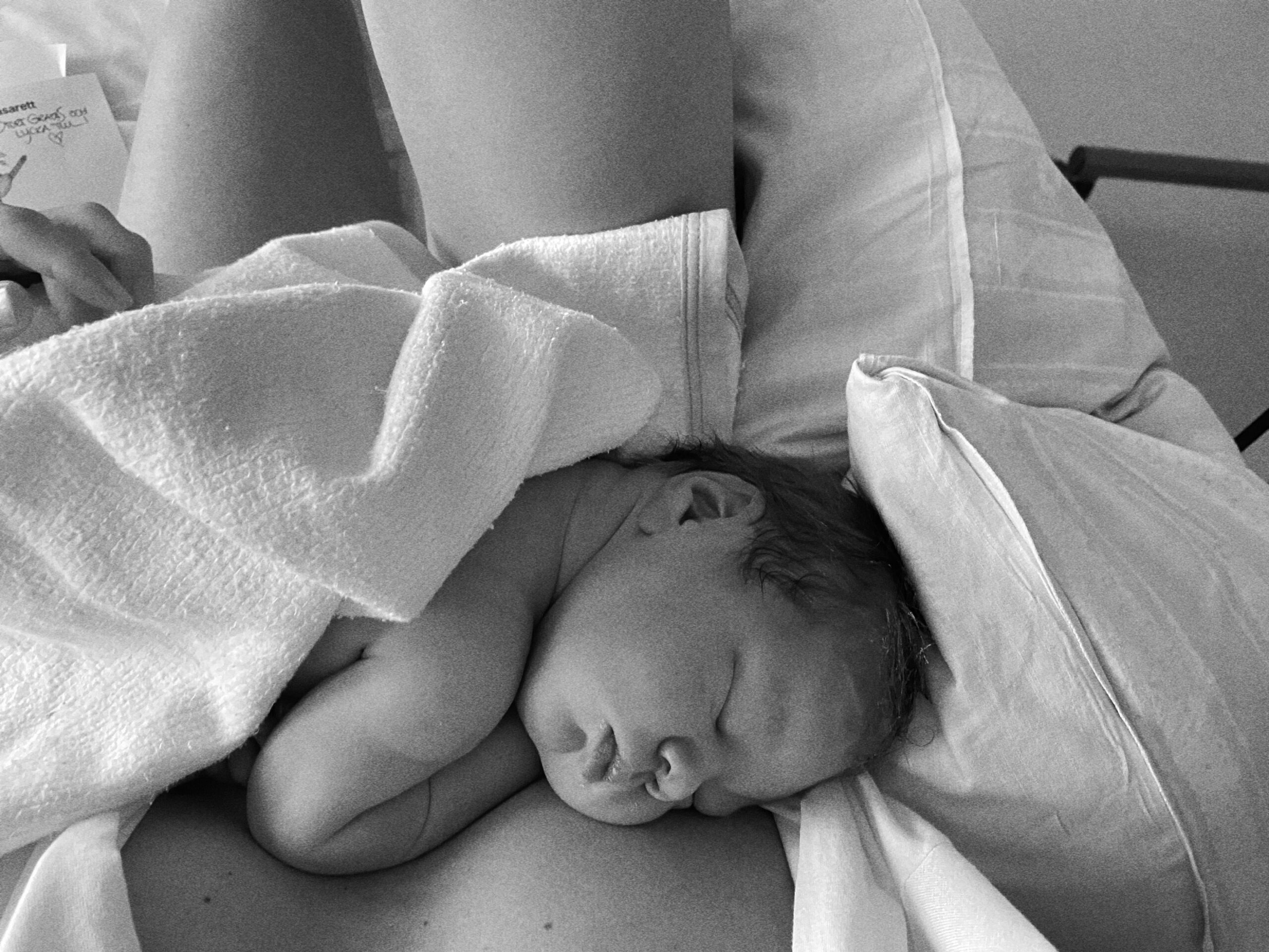 En revanch, en bebis och en 2 månaders tvåbarnsmamma