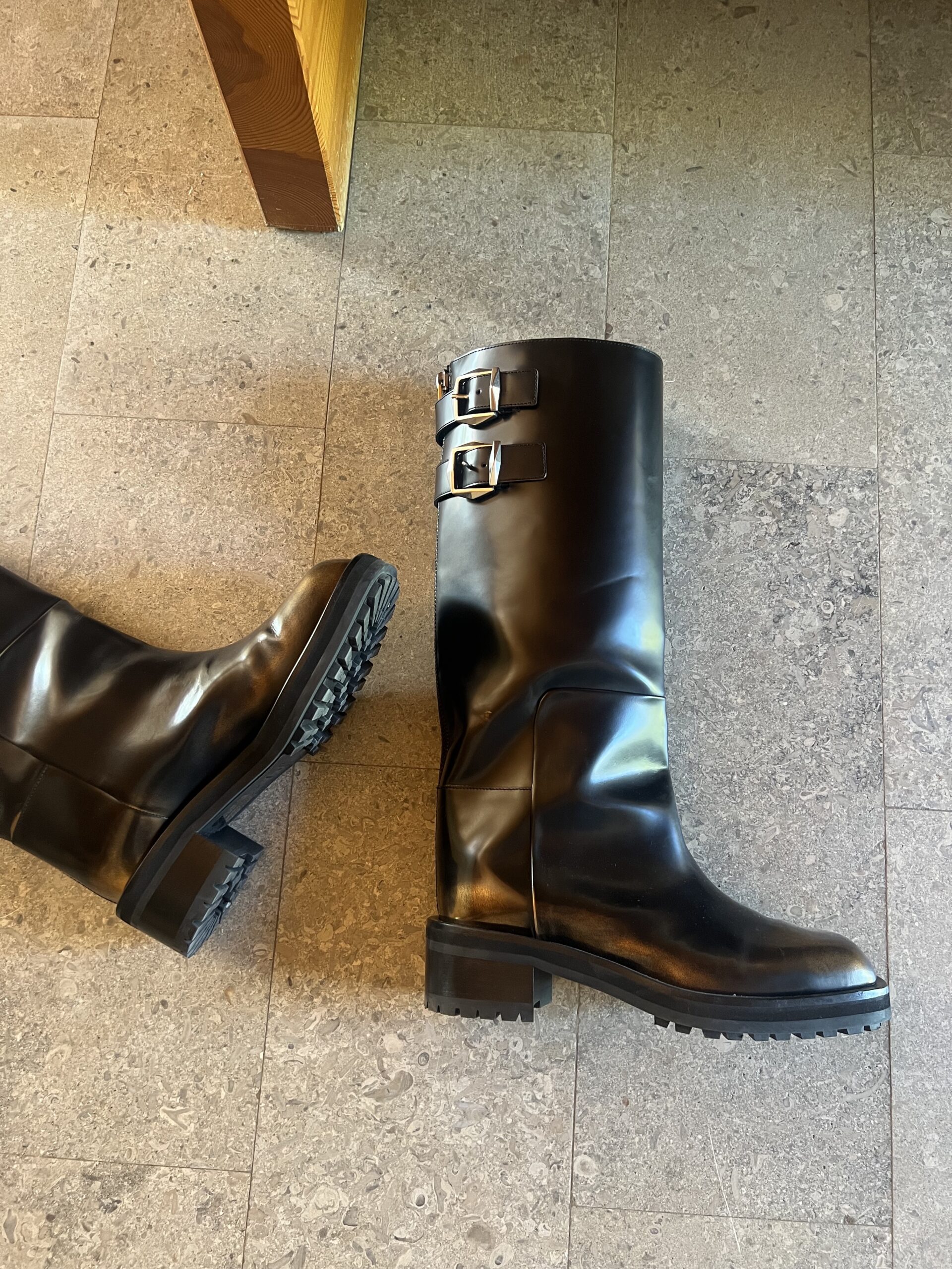 September mood with Paris designer vintage guide