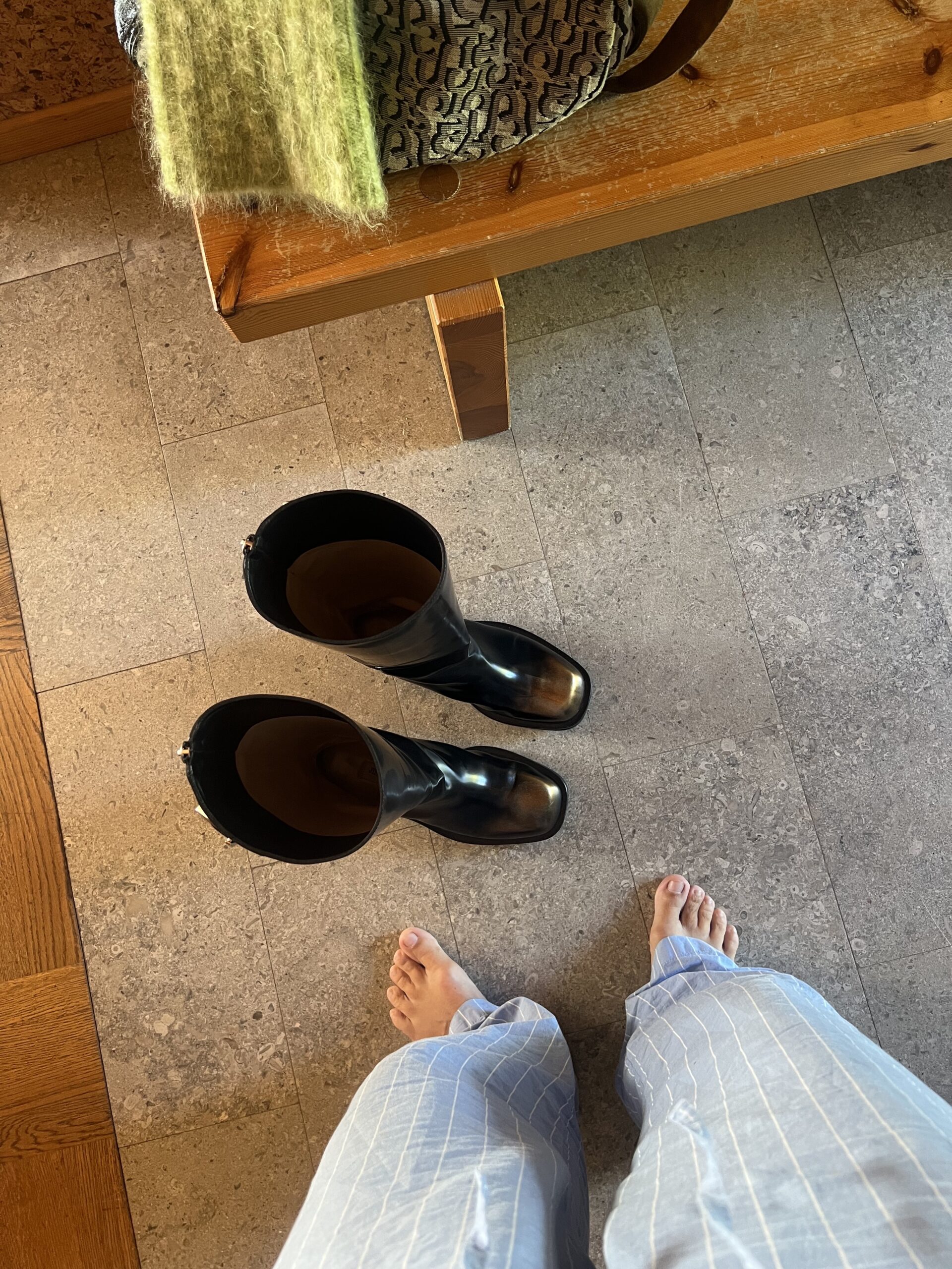 September mood with Paris designer vintage guide