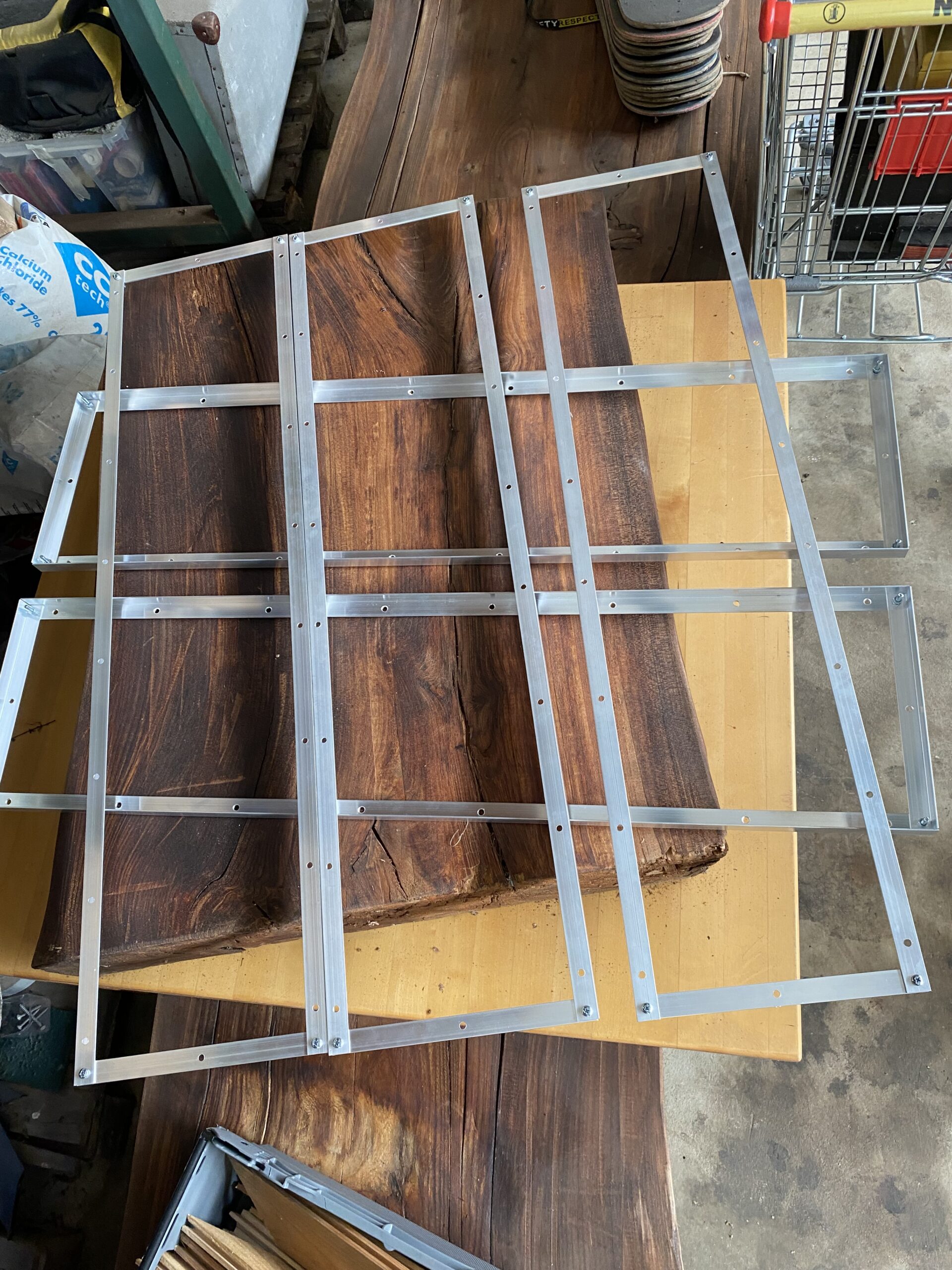 Progress av glasinstallation och de nervösa sista två veckorna