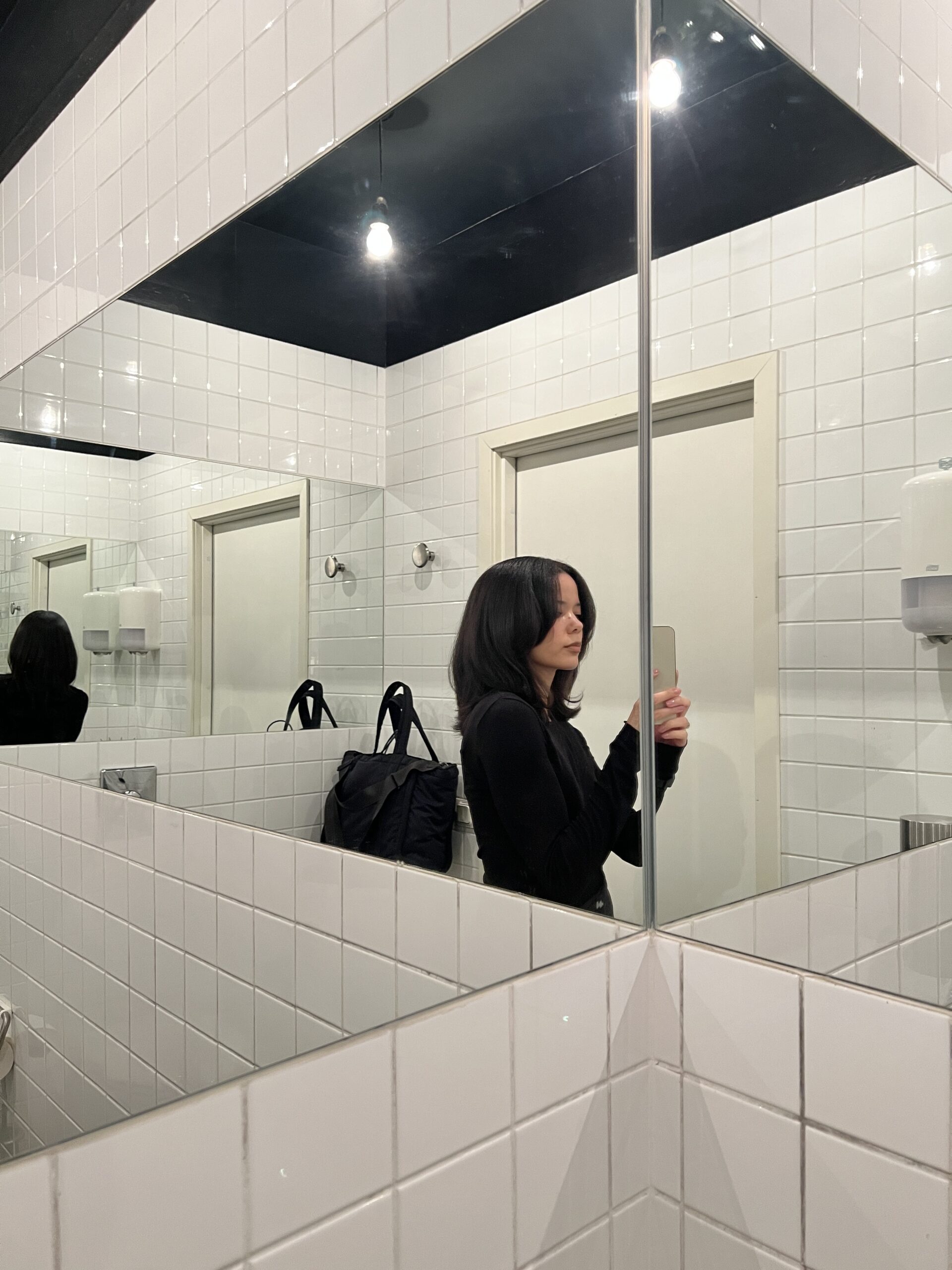 En tenta skriven, ett hår klippt och en god doft